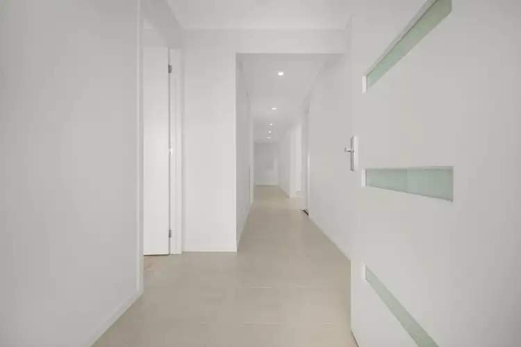 Second view of Homely house listing, 55 Sunlight Circuit, Lara VIC 3212