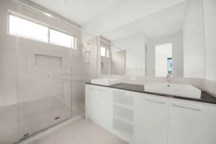 Fourth view of Homely house listing, 55 Sunlight Circuit, Lara VIC 3212