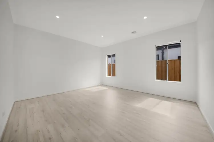 Fifth view of Homely house listing, 55 Sunlight Circuit, Lara VIC 3212