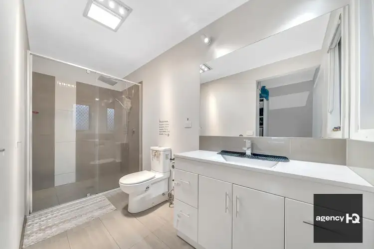 Fourth view of Homely house listing, 7 Loddon Court, Werribee VIC 3030