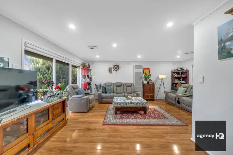 Fifth view of Homely house listing, 7 Loddon Court, Werribee VIC 3030