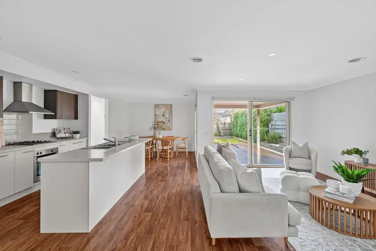 92 Creekward Drive, Armstrong Creek VIC 3217