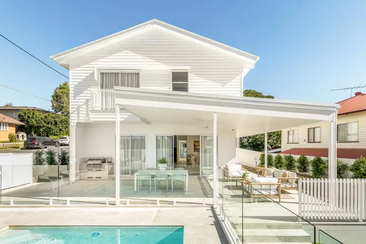 11 Calga Street, Chermside QLD 4032