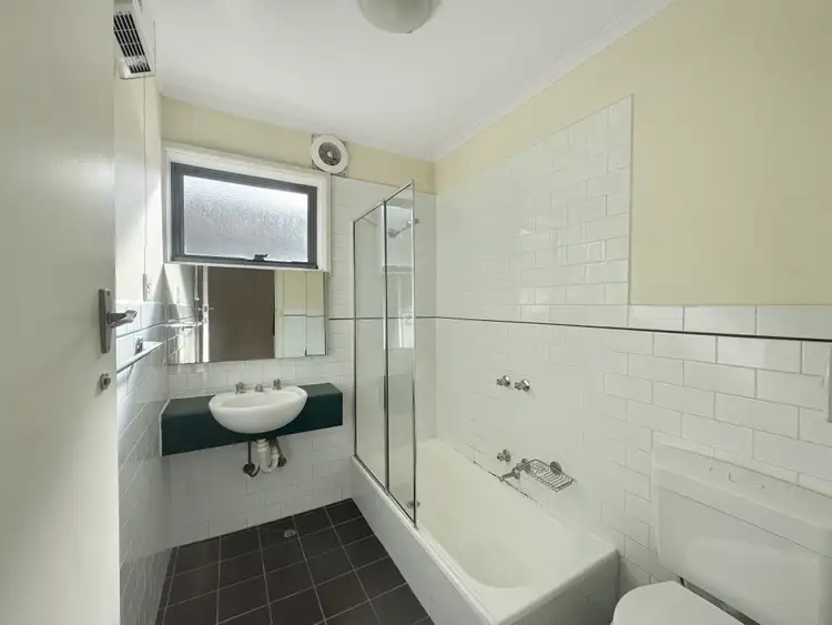 Sixth view of Homely apartment listing, 3/7 Ross Street, Elsternwick VIC 3185