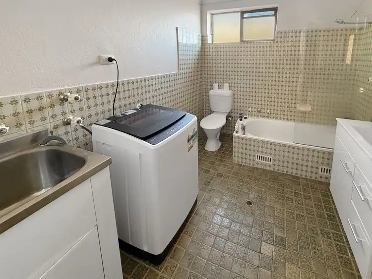 Seventh view of Homely unit listing, 10/14 Church Street, Leeton NSW 2705
