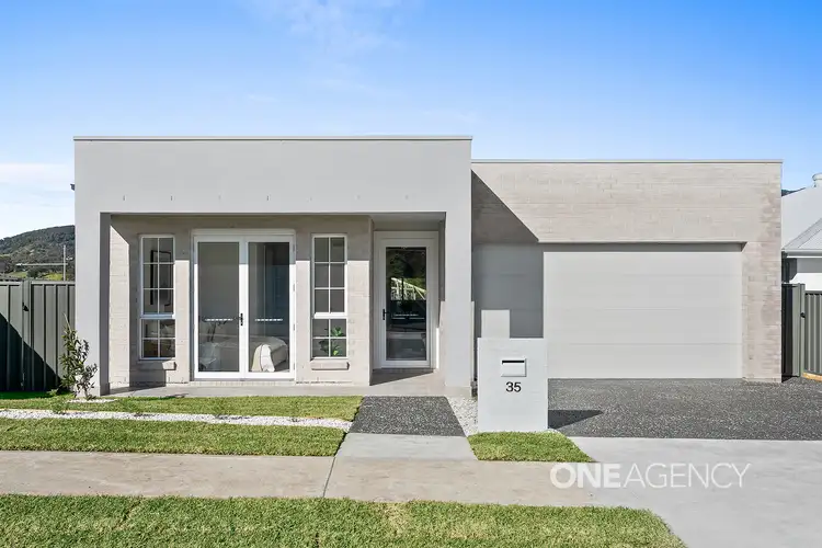 35 Bristlebird Drive, Calderwood NSW 2527