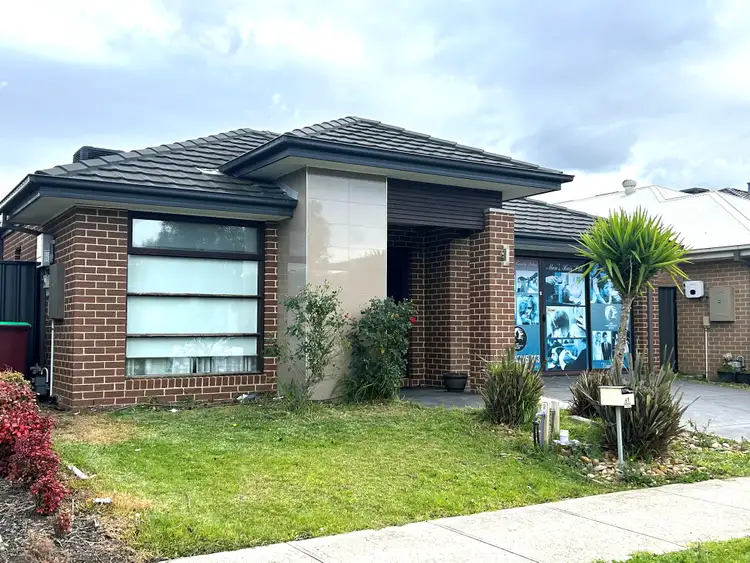 69 Kilmarnock Way, Clyde North VIC 3978