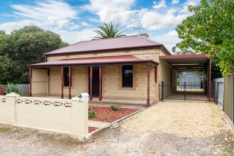 2 Ella Street