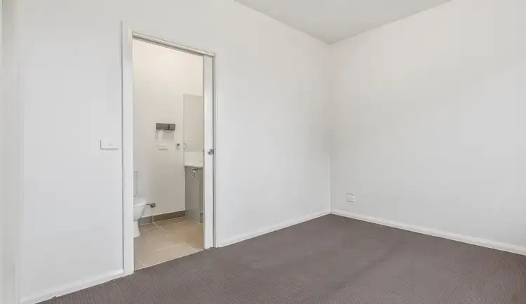 Fourth view of Homely unit listing, 5/85-87 View St, Glenroy VIC 3046