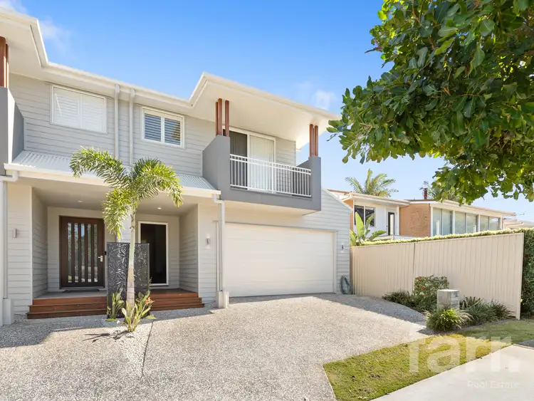 2/240 Bayview Street, Hollywell QLD 4216