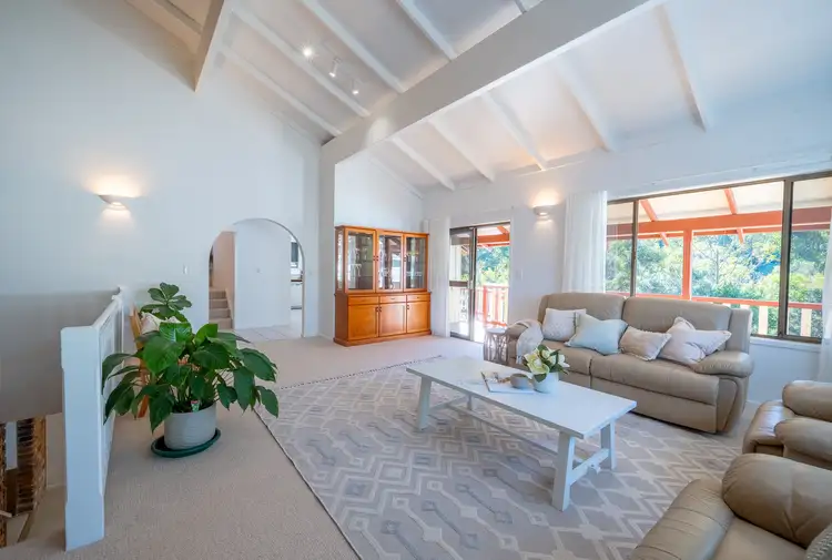 13 Crest Drive, Currumbin QLD 4223