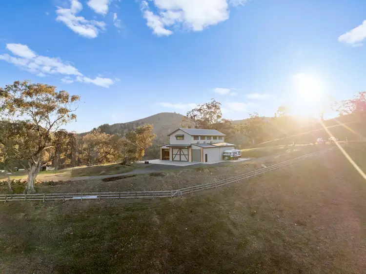 160 Kiernans Road, Bonnie Doon VIC 3720