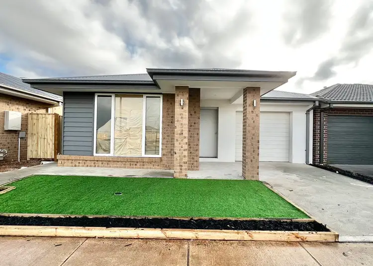 42 Gansha Street, Weir Views VIC 3338