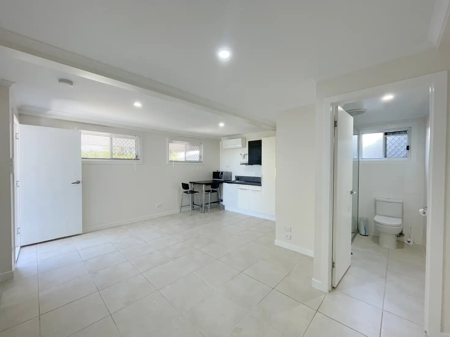 Main view of Homely unit listing, 3/6 Margaret Street, Camp Hill QLD 4152
