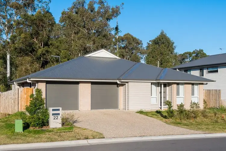 Main view of Homely unit listing, 2/22 Foster Circuit, Hillcrest QLD 4118