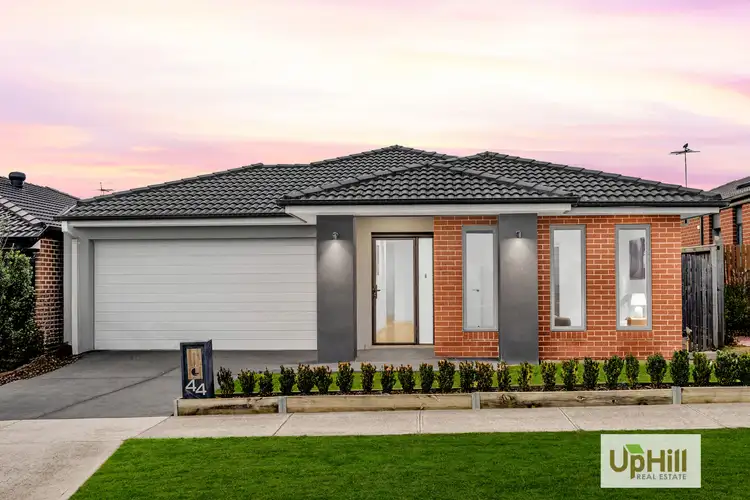 44 Picnic Avenue, Clyde North VIC 3978