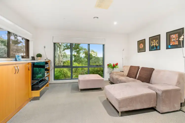 Fifth view of Homely house listing, 8 DONNINGTON DRIVE, Wodonga VIC 3690