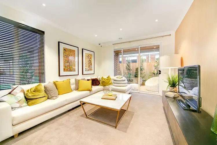 Third view of Homely house listing, 10 Fintona Crescent, Cranbourne West VIC 3977