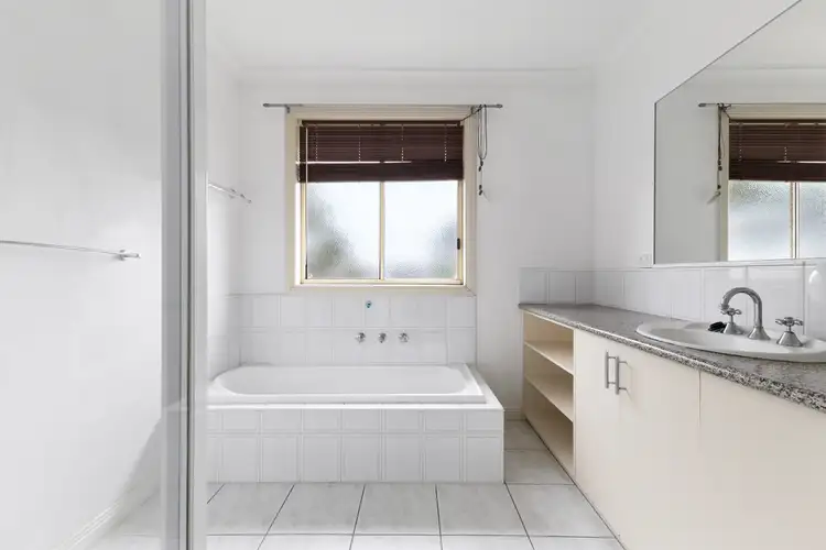 Fifth view of Homely townhouse listing, 1/60 Arthur Phillip Drive, Endeavour Hills VIC 3802