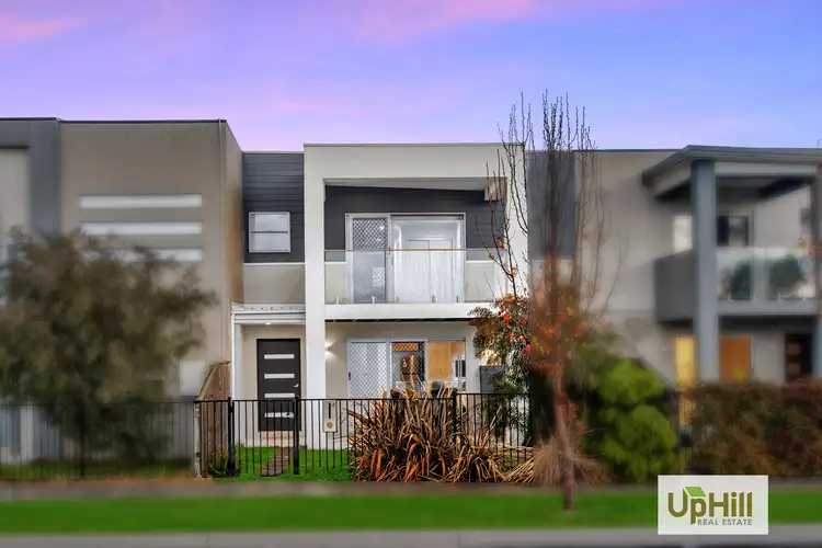 4 Nunkeri Court, Clyde North VIC 3978