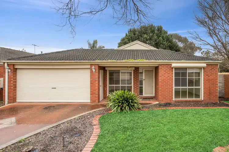 37 Blake Street, Berwick VIC 3806