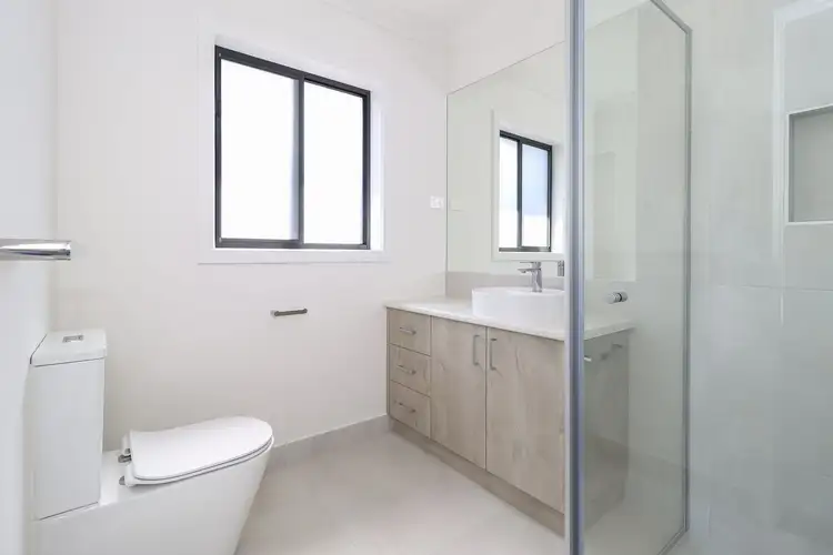 Fifth view of Homely house listing, 4/99 Stanton Drive, Thurgoona NSW 2640