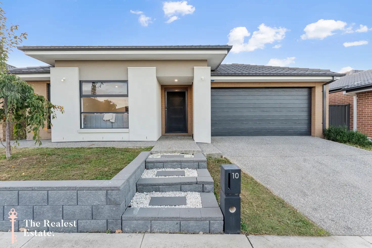 Main view of Homely house listing, 10 Sahlia Avenue, Kalkallo VIC 3064