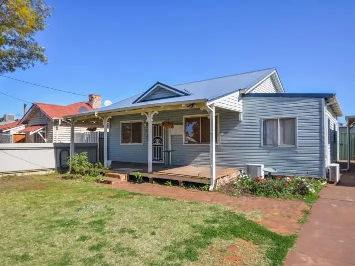 50 Ward Street, Lamington WA 6430