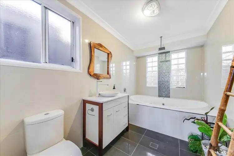 Fourth view of Homely house listing, 7 Brial Place, Minto NSW 2566