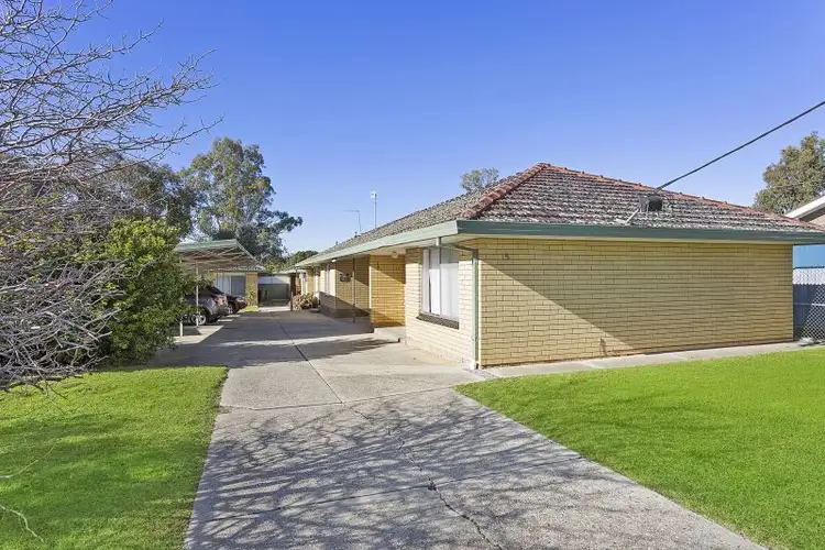 Main view of Homely apartment listing, 2/5 Bell Court, Wodonga VIC 3690