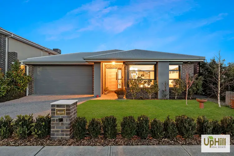 5 Rural Road, Officer South VIC 3809