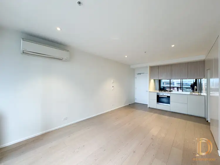 883 Collins Street