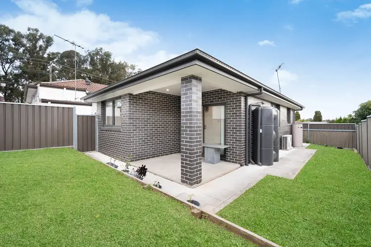 12A Beaumont Street, Smithfield NSW 2164