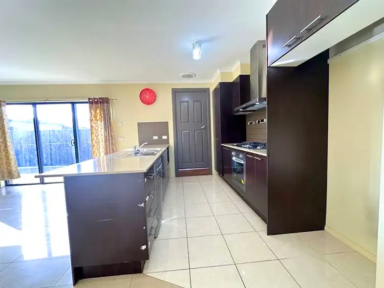 Fifth view of Homely house listing, 10 Kambah Street, Tarneit VIC 3029