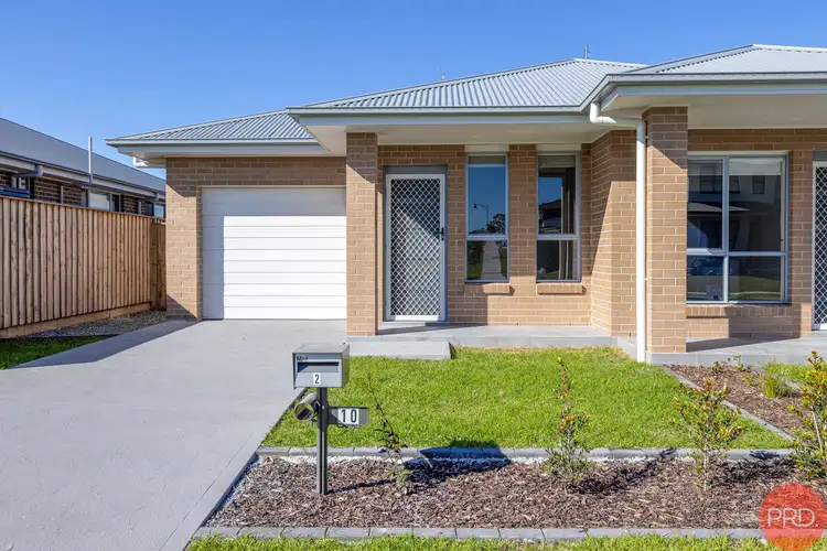 Second view of Homely semi-detached listing, 1/10 Pennant Street, Chisholm NSW 2322