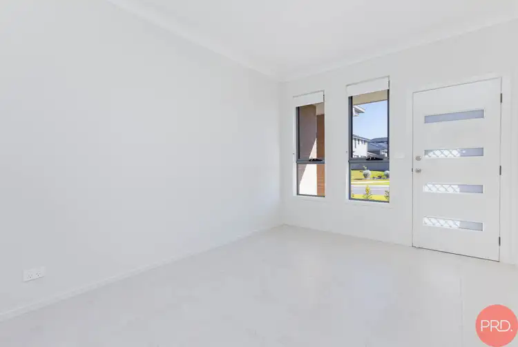 Fourth view of Homely semi-detached listing, 1/10 Pennant Street, Chisholm NSW 2322