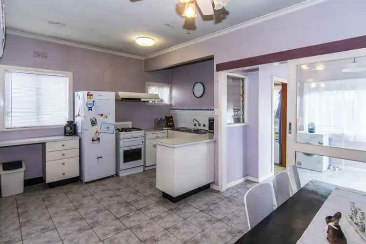 Fifth view of Homely house listing, 2 Wattle Street, Horsham VIC 3400