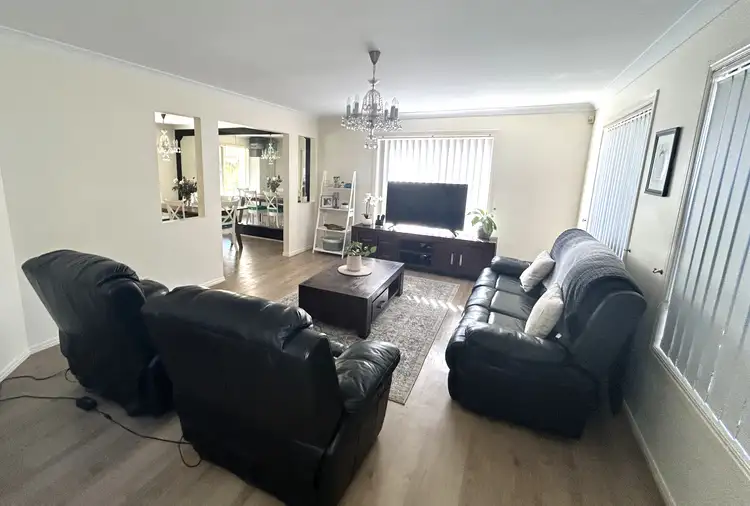 Main view of Homely house listing, 19 Lakewood Avenue, Parkinson QLD 4115