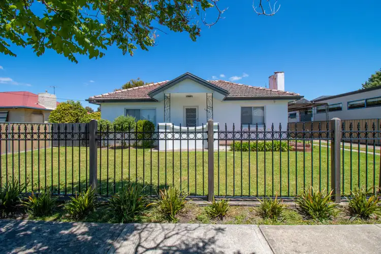 1079 Alemein Avenue, North Albury NSW 2640