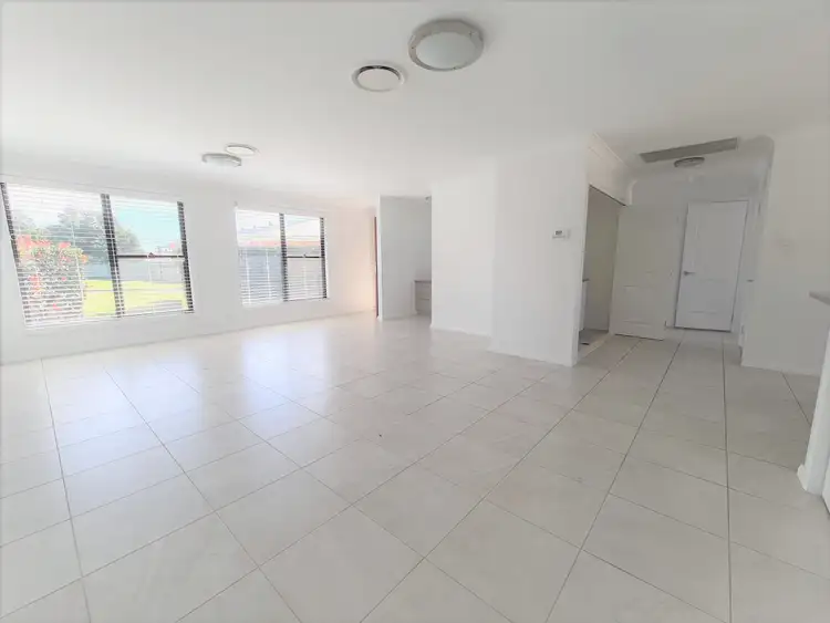 Third view of Homely villa listing, 13/19-21 Boundary Road, Dubbo NSW 2830