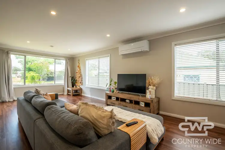 Second view of Homely house listing, 8 Torrington Street, Glen Innes NSW 2370