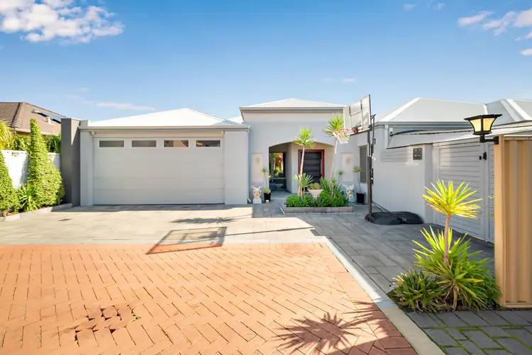 22 Goodrich Way, Darch WA 6065