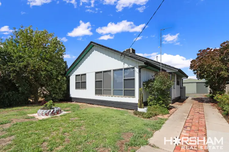 8 Watts Street, Horsham VIC 3400