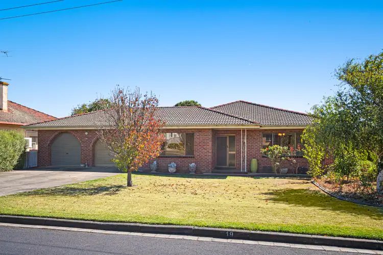 Main view of Homely house listing, 19 McDonald Street, Mount Gambier SA 5290