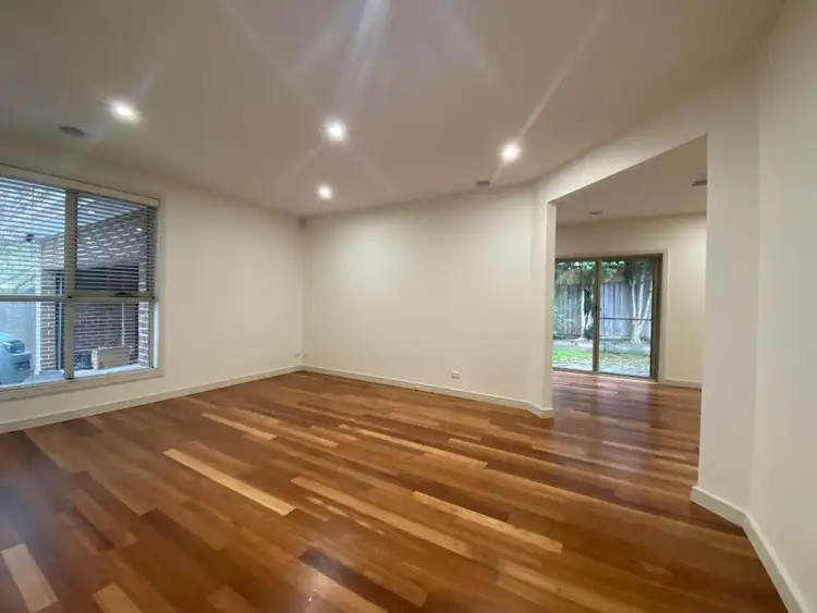 Fifth view of Homely house listing, 2/29 Simpson Drive, Mount Waverley VIC 3149