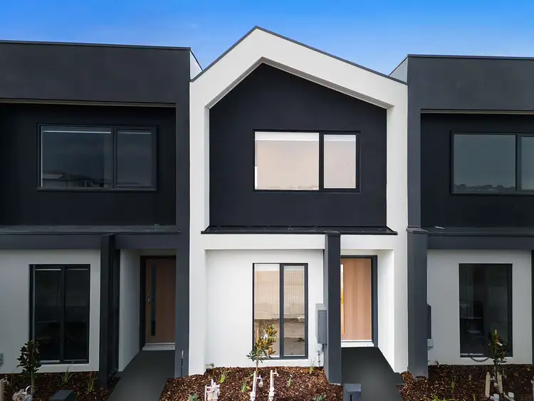 5 Winnipeg Walk, Clyde VIC 3978