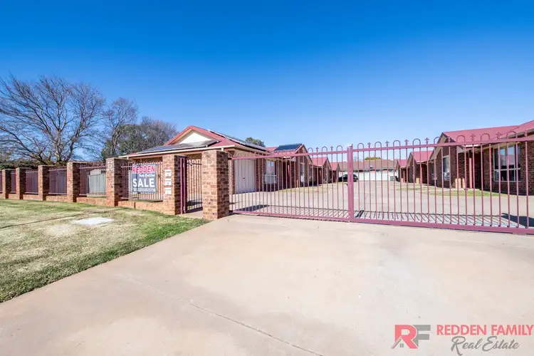 Main view of Homely townhouse listing, 2/15 Bedford Avenue, Dubbo NSW 2830