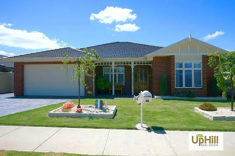 14 Flash Dan Drive, Cranbourne East VIC 3977