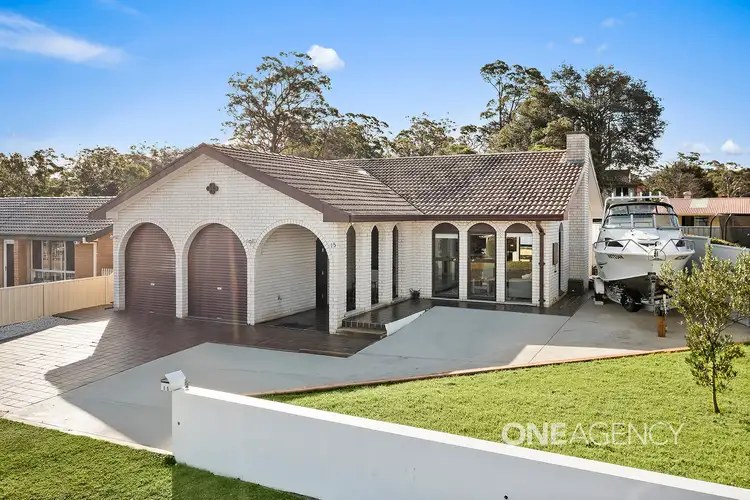 15 Yuroka Crescent, St Georges Basin NSW 2540