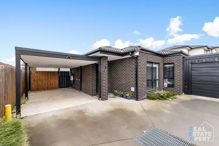 2/17 Harmer Road, Hallam VIC 3803
